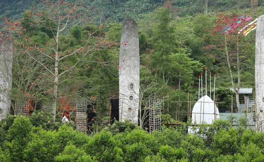 Họa sĩ Đào Anh Khánh chuẩn bị cho 'Đáo Xuân Chín’