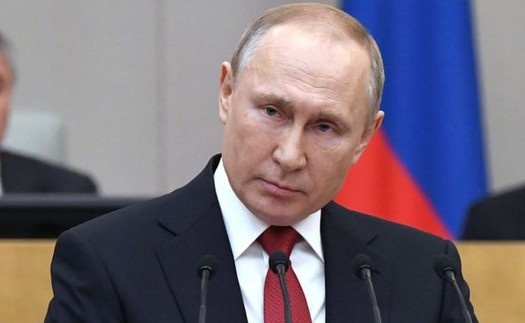 Thượng viện Nga thông qua dự luật cho phép Tổng thống Vladimir Putin tái tranh cử