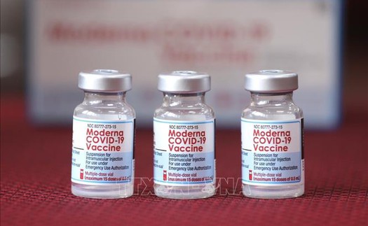 Giải pháp nào khi nguồn cung vaccine Moderna tại TP Hồ Chí Minh bị 'đứt đoạn'?