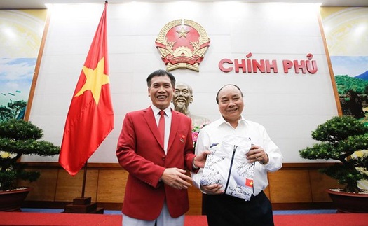 Thủ tướng Nguyễn Xuân Phúc gặp và chúc mừng đoàn TTVN dự SEA Games 29