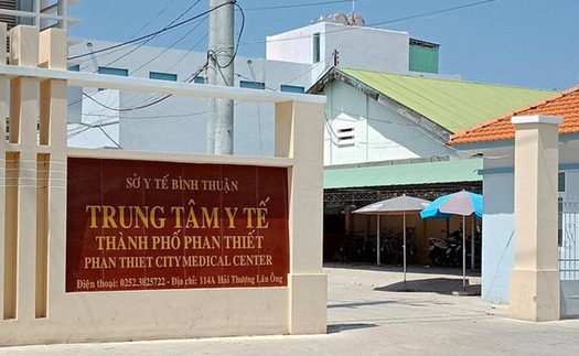 Tạm đình chỉ chức vụ Giám đốc Trung tâm Y tế thành phố Phan Thiết do lơ là phòng, chống dịch