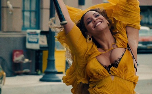 Beyonce lập học bổng cho nữ sinh nhân 1 năm ra mắt album ‘Lemonade’