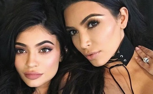 Kim 'siêu vòng 3' lên tiếng việc em gái Kylie mang bầu ở tuổi 20: 'Điều này thật kì quặc'