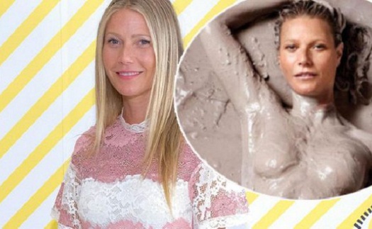 Gwyneth Paltrow khác lạ khi khỏa thân với bùn trên bìa tạp chí