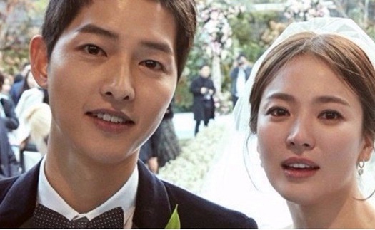 Song Joong Ki - Song Hye Kyo tự nguyện khoe ảnh cưới đẹp lung linh