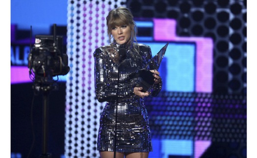 Taylor Swift đi vào lịch sử tại lễ trao giải Âm nhạc Mỹ (AMA) 2018