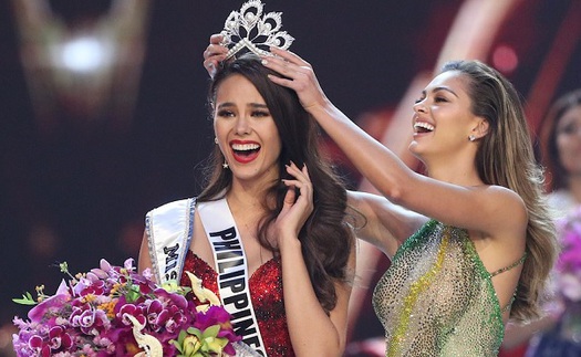 Hoa hậu Hoàn vũ Catriona Gray bị truất vương miện đúng Cá tháng Tư?