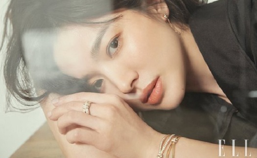 Song Hye Kyo tái hợp Vương Gia Vệ, chuẩn bị tung bom tấn mới