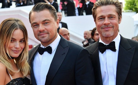 Brad Pitt, Leonardo DiCaprio mặc đồ đôi, tháp tùng mỹ nhân Australia Margot Robbie tại Cannes