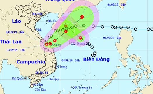 Áp thấp nhiệt đới liên tục đổi hướng, từ Nghệ An đến Thừa Thiên Huế mưa rất to