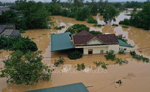 Lũ các sông miền Trung Tây Nguyên đang lên, không khí lạnh gây mưa tại miền Bắc