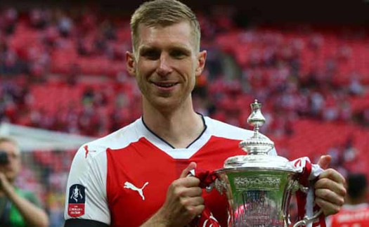 Với Per Mertesacker, bộ não chứ không phải tốc độ mới tạo nên khác biệt