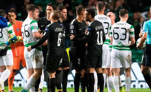 Neymar từ chối bắt tay cầu thủ Celtic, CĐV lao vào sân đòi đá Mbappe