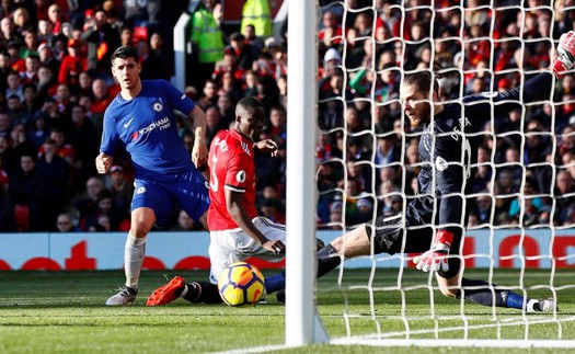 Chelsea nổi giận vì bàn thắng không được công nhận của Morata