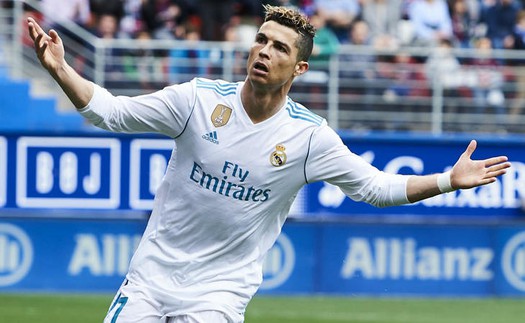 Cristiano Ronaldo phản pháo trước cáo buộc chi rất nhiều tiền để chạy án