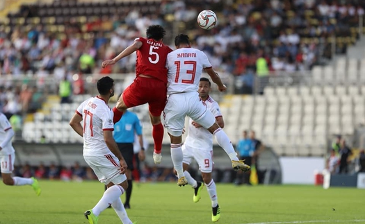 BÌNH LUẬN Việt Nam 0-2 Iran: May quá, còn có những 'tiếng ồ'!