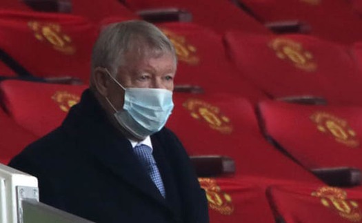Sir Alex Ferguson nhớ lại khoảnh khắc cận kề cái chết