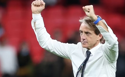 Roberto Mancini: 'Tôi thực sự muốn ngả mũ trước Tây Ban Nha'