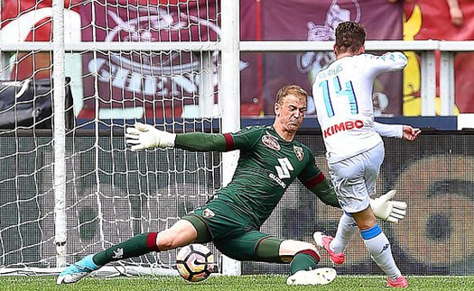 Joe Hart bị chế giễu sau thất bại 0-5 trước Napoli