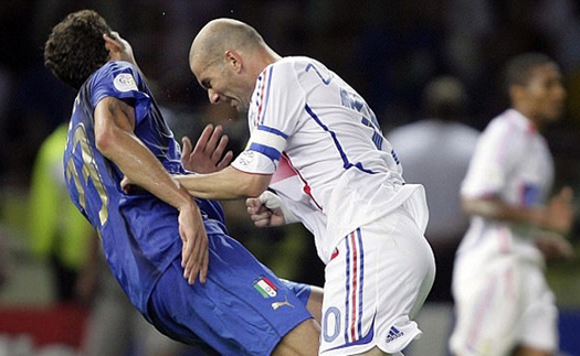 11 năm trôi qua, Zidane vẫn chưa quên 'cú thiết đầu công' với Materazzi