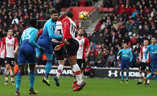 ĐIỂM NHẤN Southampton 1–1 Arsenal: Giroud sánh ngang Solskjaer. Oezil vẫn phập phù