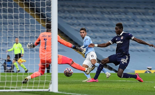 Man City 3-0 Olympiakos: Torres lại tỏa sáng, Jesus ghi bàn ngày trở lại