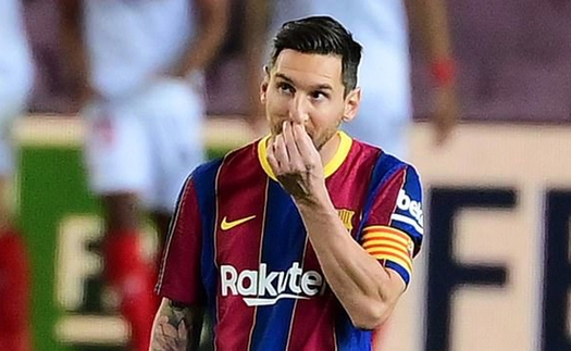 Barcelona: CĐV kinh ngạc với thái độ phòng ngự thờ ơ của Messi