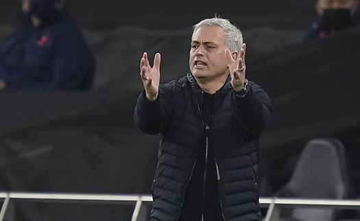 Mourinho bị chế nhạo khi Dele Alli lập 'siêu phẩm' cho Tottenham