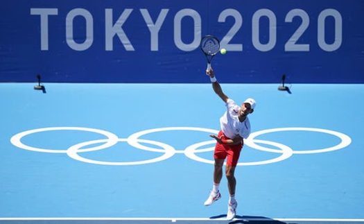 Tin Olympic 25/7: Djokovic than phiền về thời tiết. Lướt sóng ra mắt Olympic