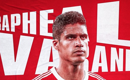 CĐV MU 'ngơ ngác' với thông tin chiêu mộ thành công Varane