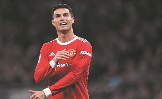 Cristiano Ronaldo: Người hùng hay chỉ là bước lùi của MU?