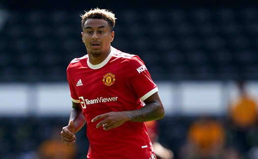 Lingard tức giận vì MU làm khó Newcastle