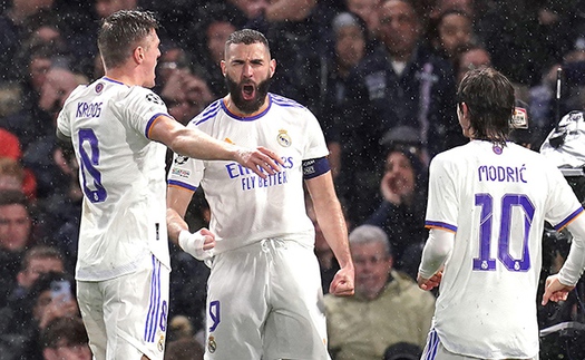 Chelsea 1-3 Real Madrid: Benzema lập hat-trick, Real đặt một chân vào bán kết