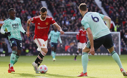 ĐIỂM NHẤN MU 1-1 Leicester: Ngày Bruno Fernandes đá số 9 ảo. MU hụt hơi đua Top 4