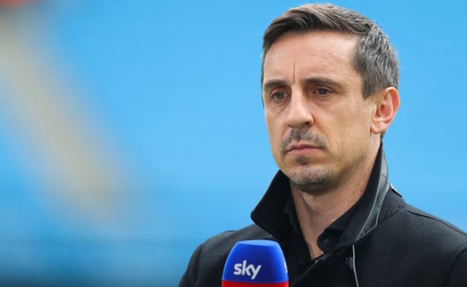 Gary Neville phản đối hoãn Ngoại hạng Anh để tưởng nhớ Nữ hoàng Anh Elizabeth II