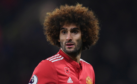 Fellaini: 'Một người như Carragher thì lấy tư cách gì mà phán xét tôi?'