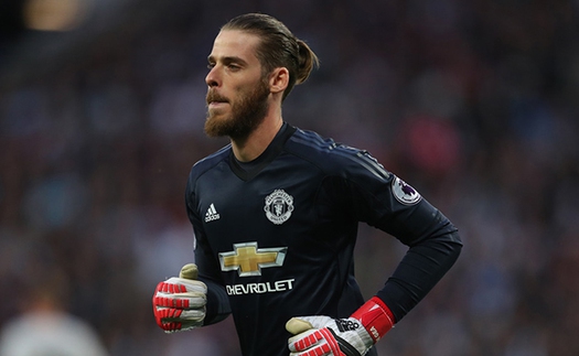 Vì sai lầm, De Gea bị sao trẻ Real Madrid gọi là 'Loris Karius'