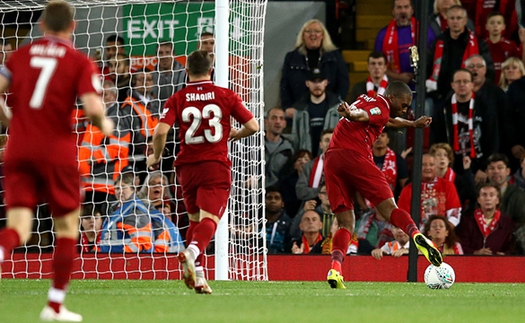 Sturridge được ví như Torres sau 'pha bỏ lỡ thế kỷ' trước Chelsea