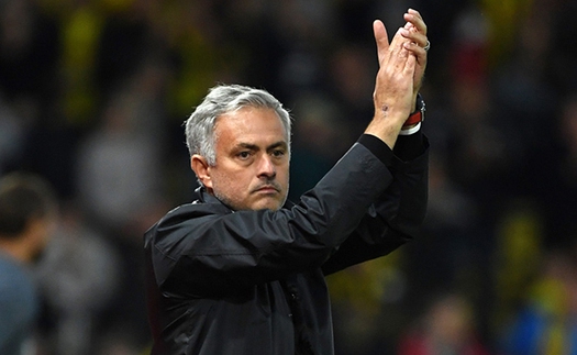 Jose Mourinho hết lời khen Juventus, tranh thủ 'đá xéo' BLĐ M.U