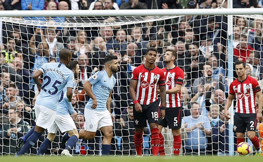 Man City 6-1 Southampton: Man City 'đánh tennis' trên Etihad