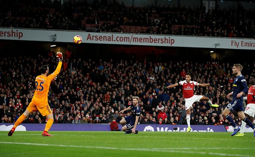 Arsenal 4-1 Fulham: Song sát Lacazette - Aubameyang tỏa sáng