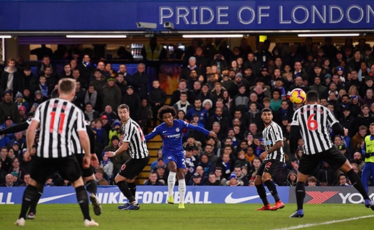 Video Chelsea 2-1 Newcastle: Willian sắm vai người hùng của Sarri