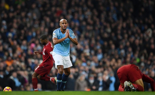 Juergen Klopp: 'Thế quái nào mà Kompany không phải nhận thẻ đỏ trực tiếp?'