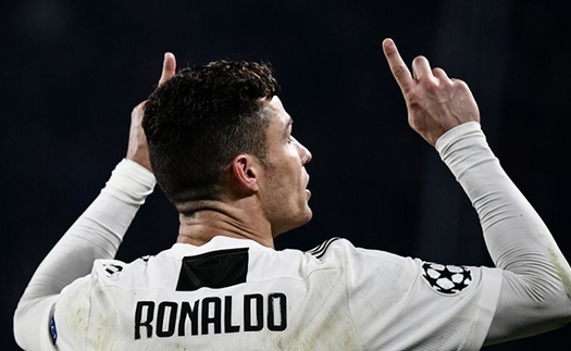 Truyền thông thế giới viết gì về hat-trick của 'siêu nhân' Cristiano Ronaldo?