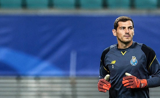 Iker Casillas nhập viện trong tình trạng khẩn cấp vì đau tim