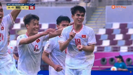 ĐIỂM NHẤN U23 Việt Nam 2-0 U23 Malaysia: Siêu phẩm của Văn Khang và kinh nghiệm HLV Hoàng Anh Tuấn che mờ những âu lo