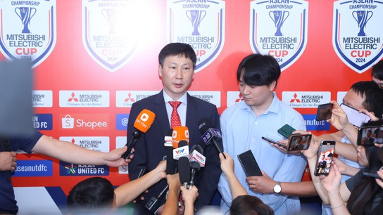 Kim Sang Sik: ‘Đội tuyển Việt Nam sẽ chinh phục thành công AFF Cup’