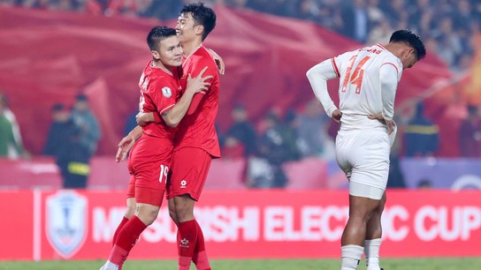 Trung vệ Thành Chung: Từ ‘người thừa’ thành ‘người hùng’ AFF Cup