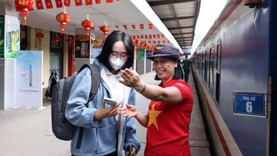 Nghiên cứu các đề xuất đường sắt cao tốc Bắc Nam và khởi công tuyến đường sắt Lào Cai - Hà Nội - Hải Phòng