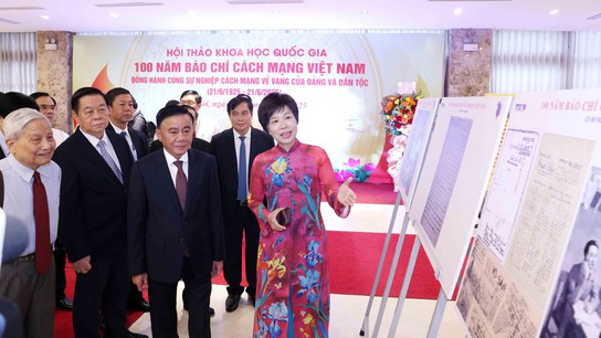 100 năm Báo chí cách mạng Việt Nam đồng hành cùng sự nghiệp cách mạng vẻ vang của Đảng và dân tộc